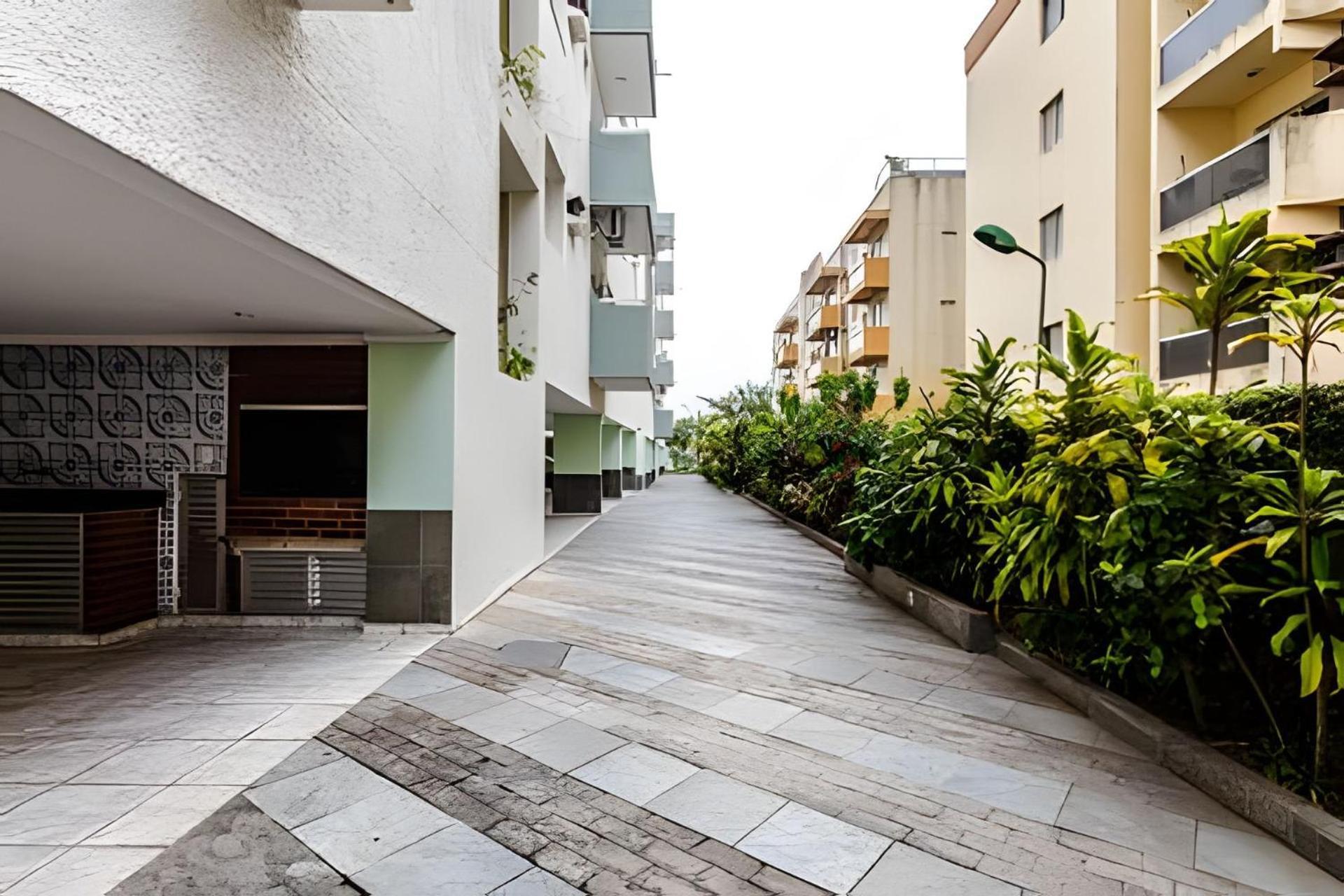 Apto Na Enseada Excelente Localizacao, 500M Da Praia, Garagem, Ar Condicionado Portaria 24 Horas Guarujá Exterior photo